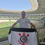 Foto do cliente Vinícius Lima, satisfeito com a qualidade dos produtos da Box da Fiel